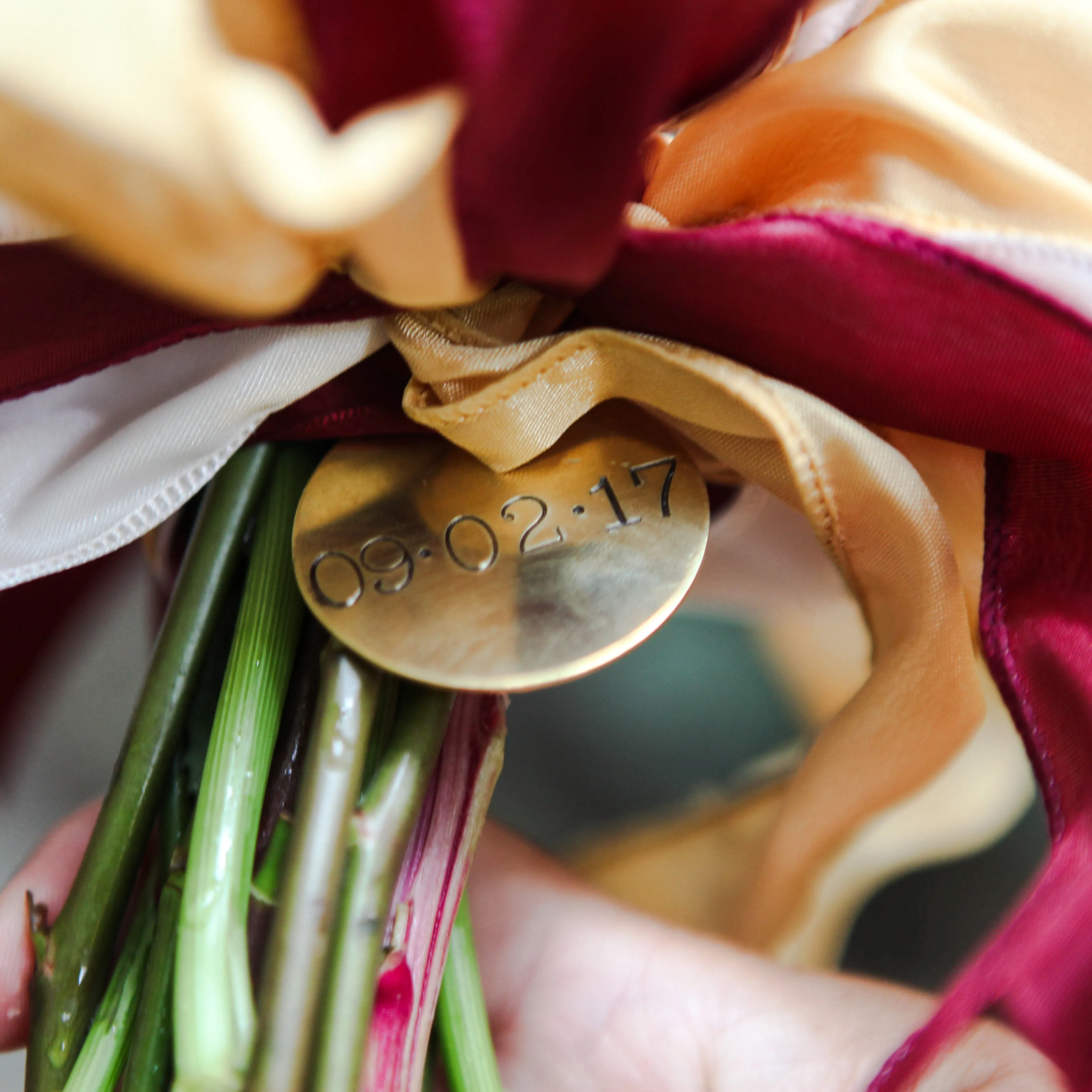 { Custom Keepsake Tags }
