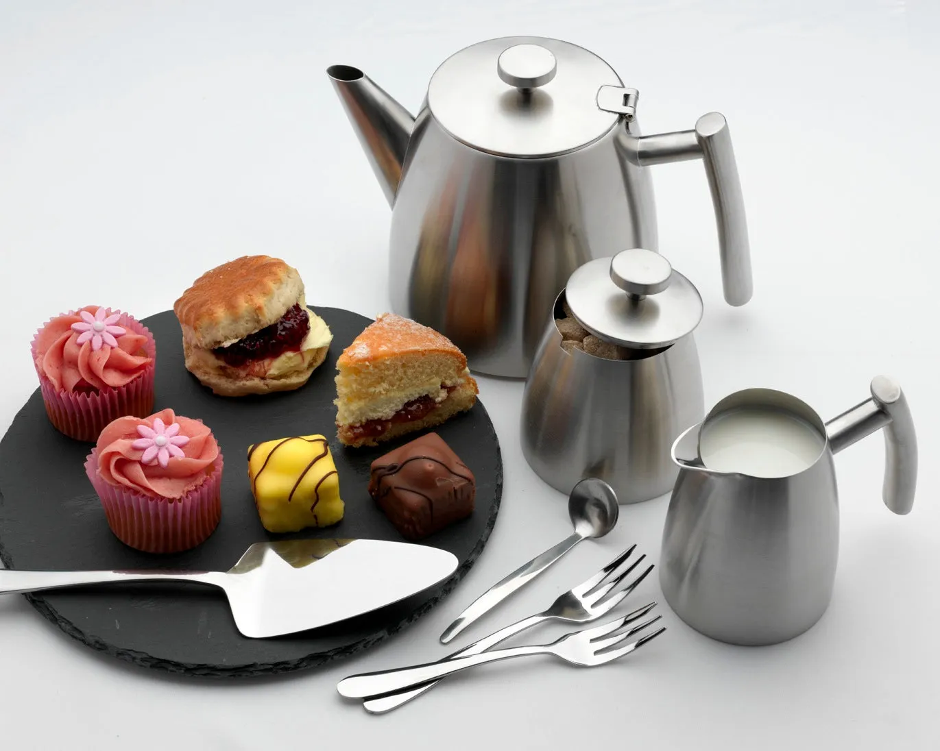 Café Stal Belmont 0.6L Teapot, Double Wall, Mirror