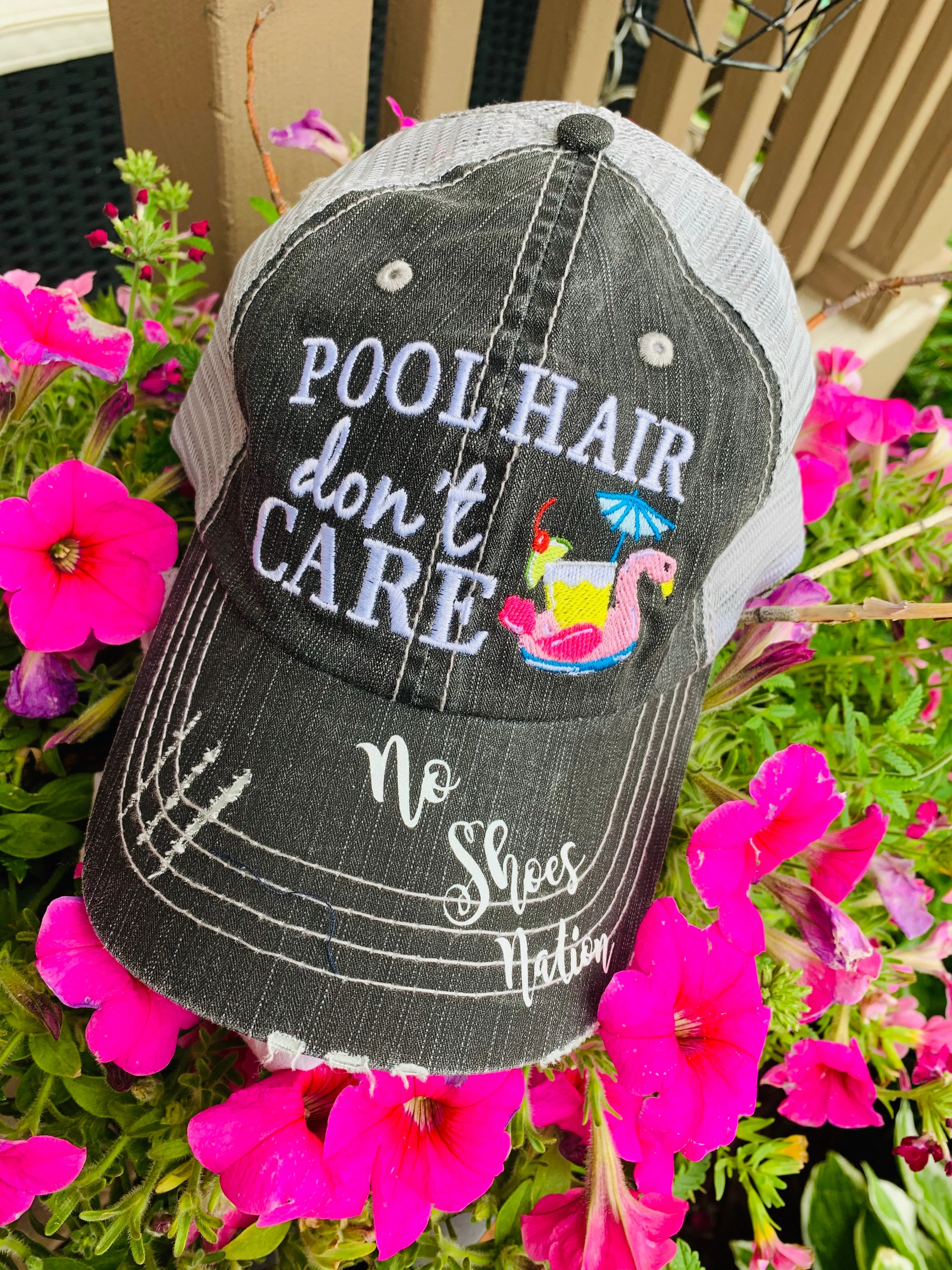 Hats and jewelry { Softball mom } See all styles! Customize by adding players names and numbers!