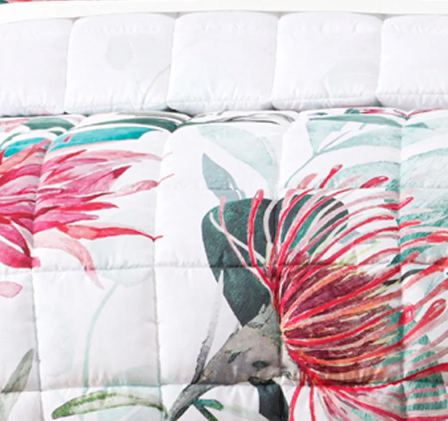 Nikita Coverlet Set Range White