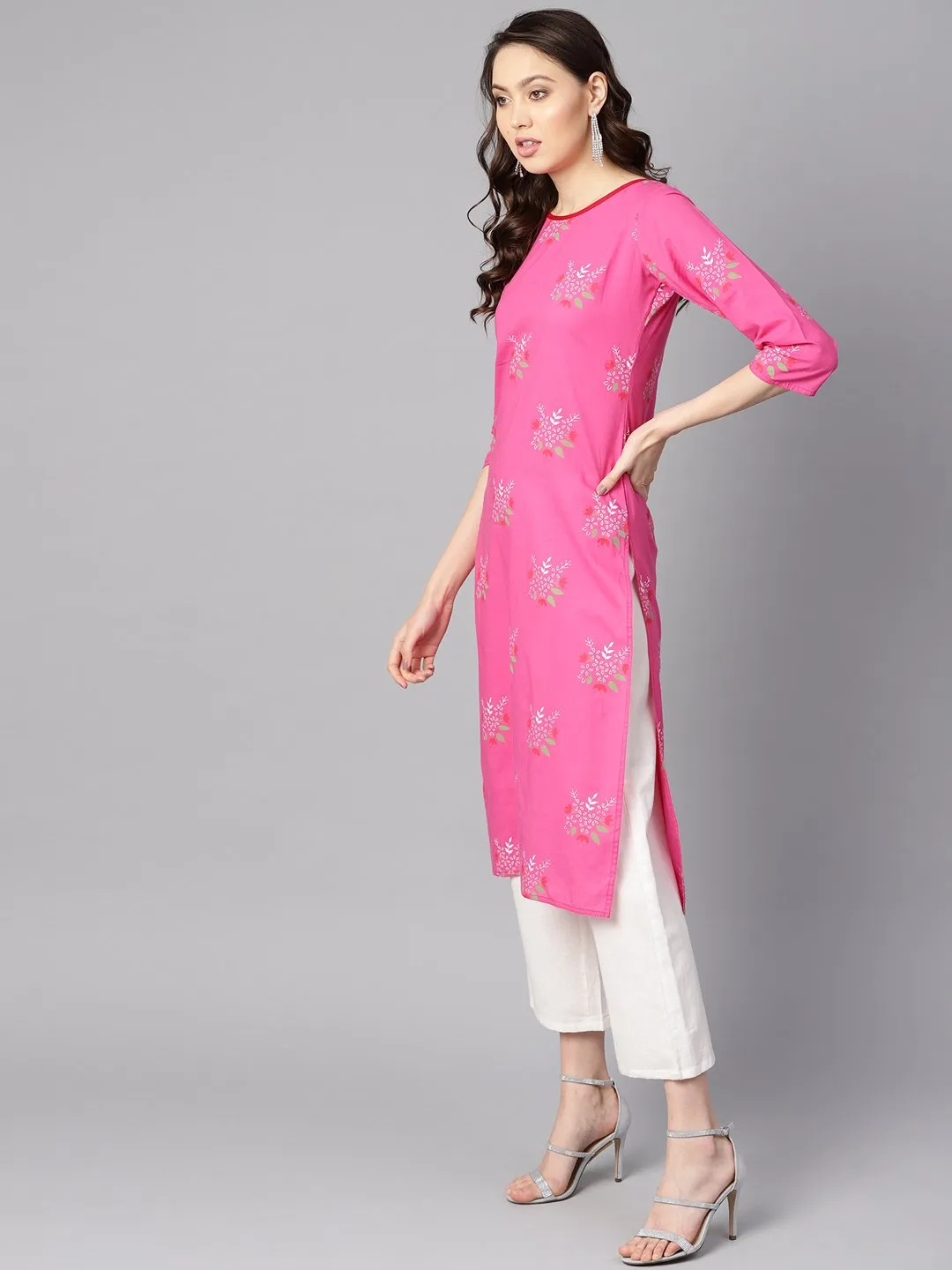 Pink Round Neck Floral Printed Cotton Straight Kurta