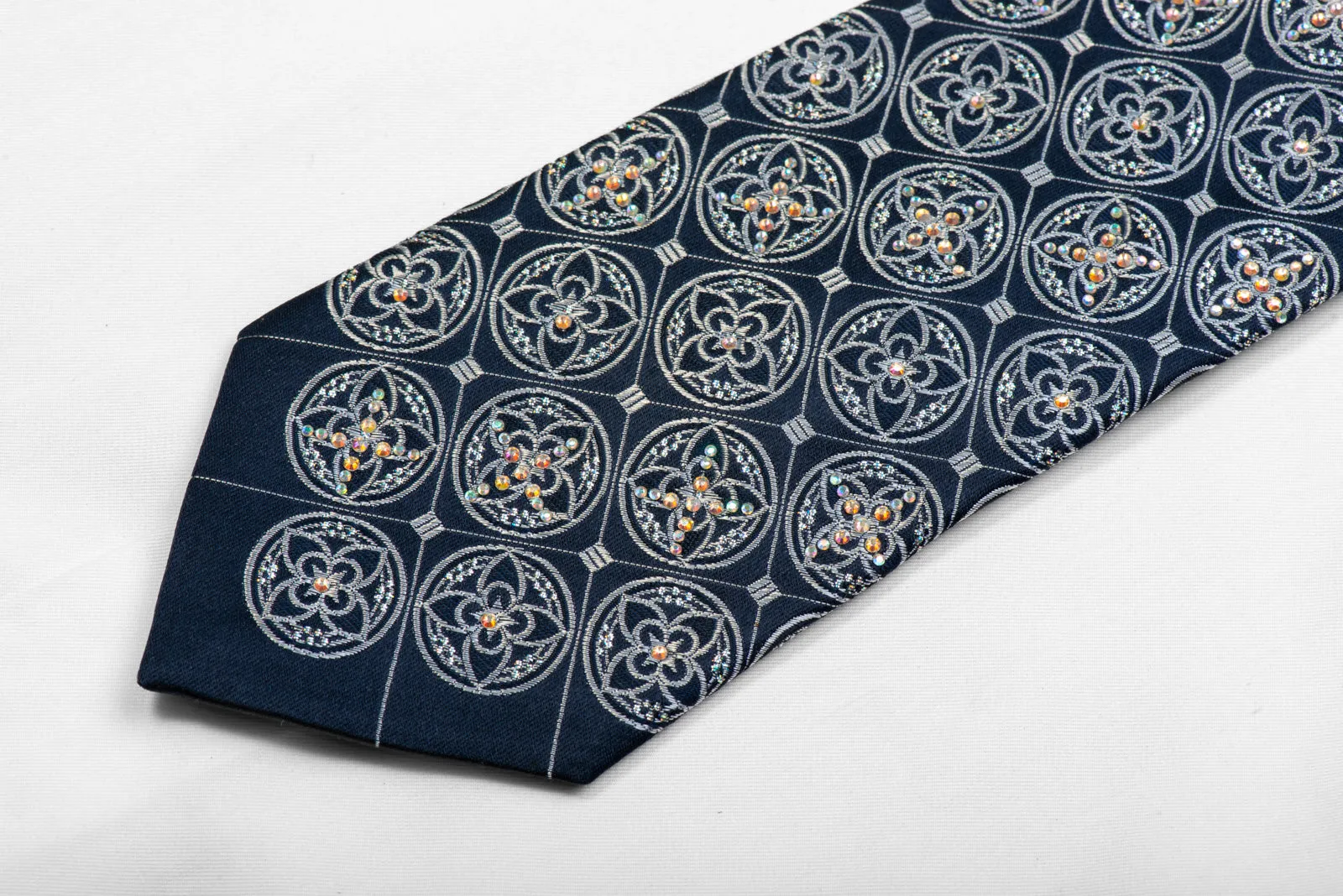 Roberta di Camerino Silver Medallion Trellis On Navy With Sparkles