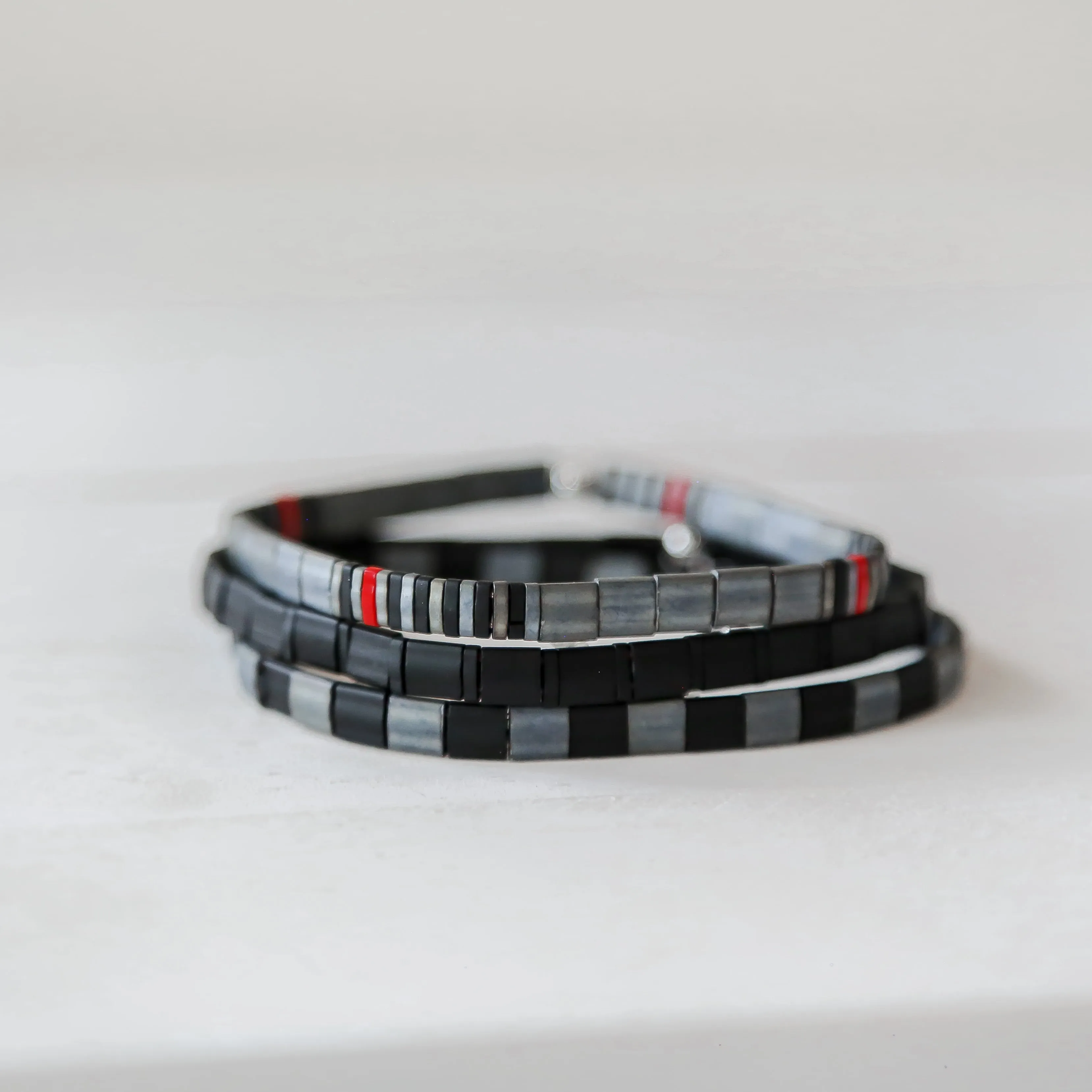 THIN RED LINE in Gray - FIREFIGHTER BRACELET