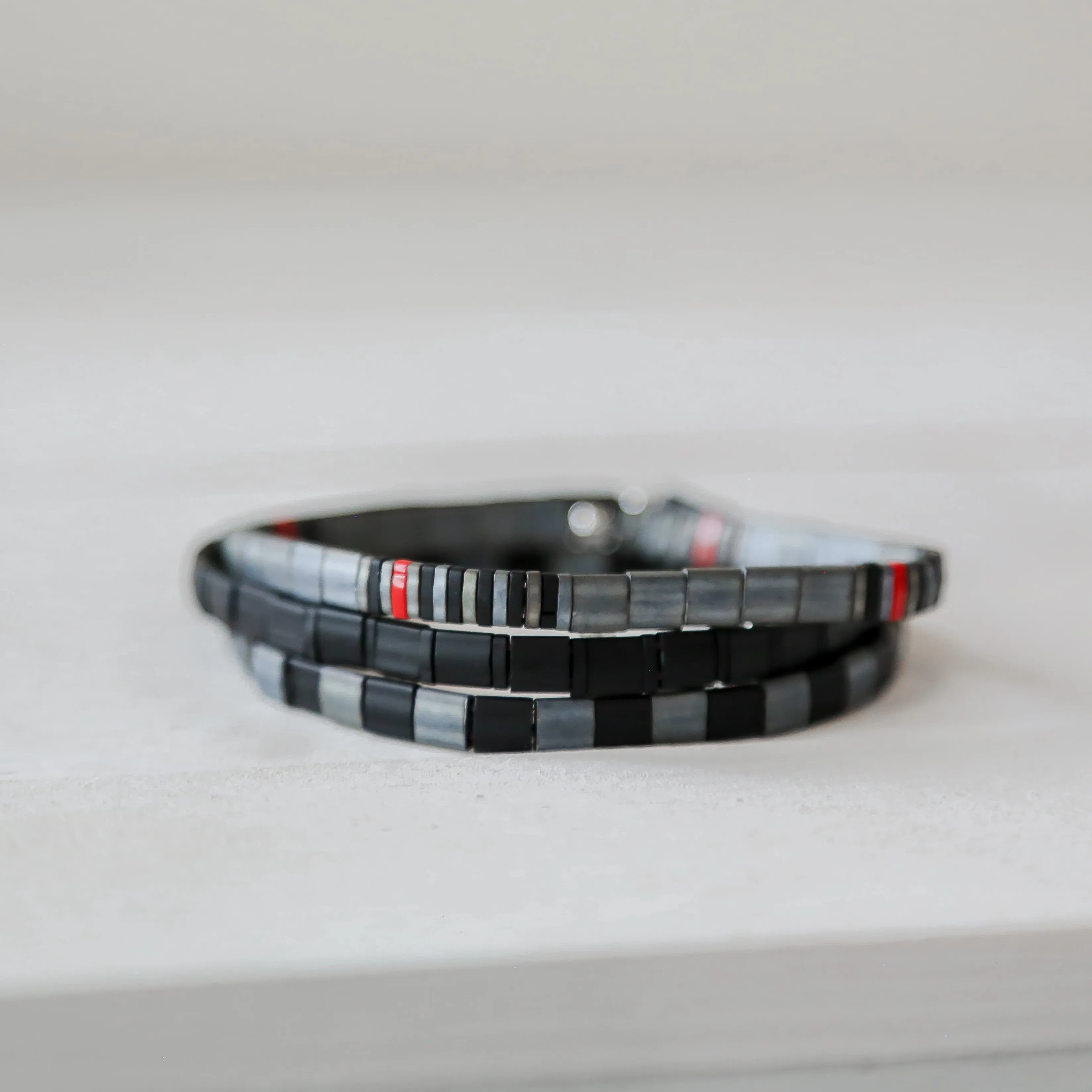 THIN RED LINE in Gray - FIREFIGHTER BRACELET