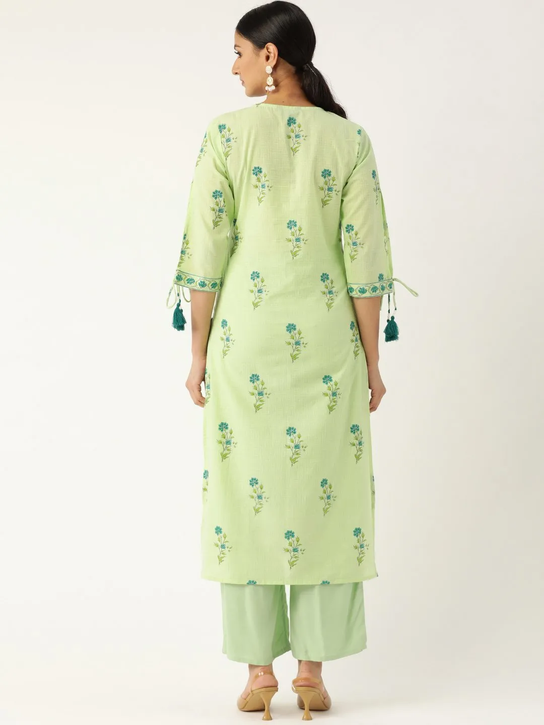 Women Pista Green Calf Length Three-Quarter Sleeves Straight Floral Printed Cotton Kurta